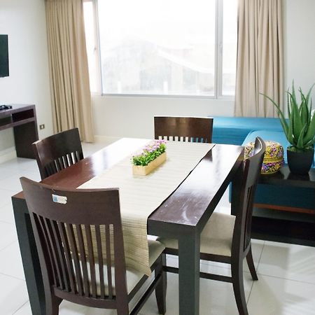 Alicia Apartelle Cebu Stadt Exterior foto