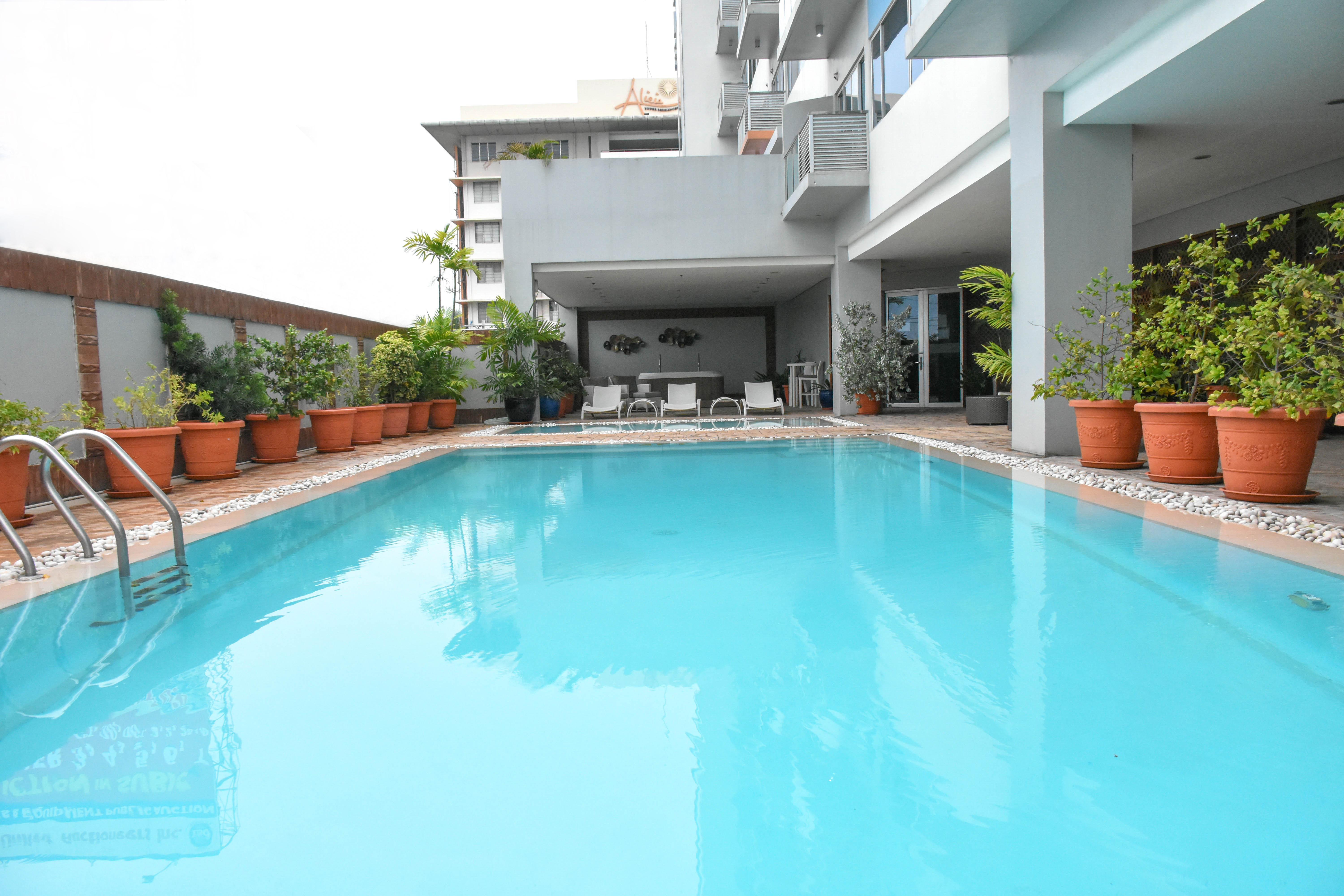 Alicia Apartelle Cebu Stadt Exterior foto